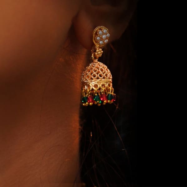 From Ethnic to Elegant: How to Style Jhumkas with Western Outfits